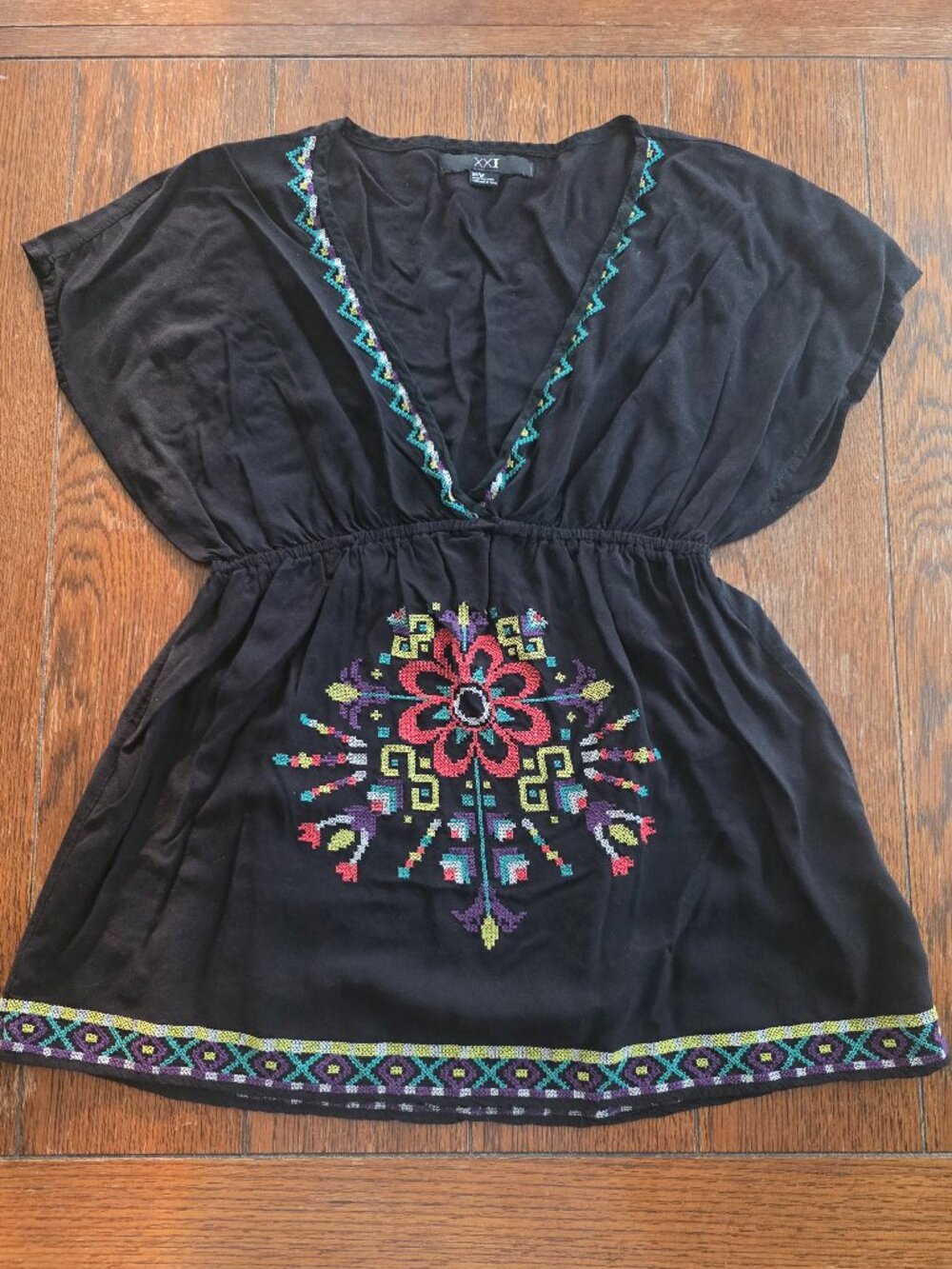 Forever 21 Boho Embroidered V-Neck Babydoll Top - Size M